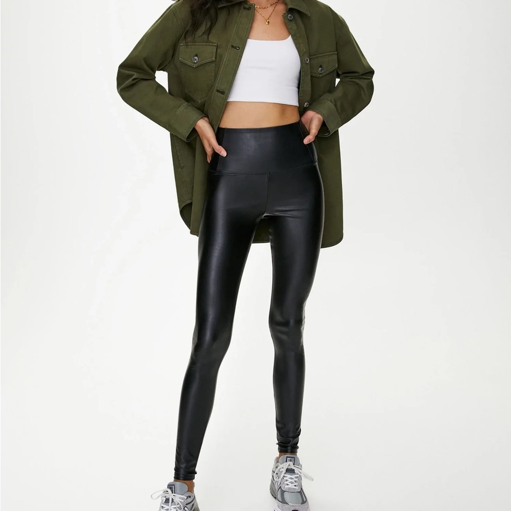 Aritzia Wilfred Free Daria Pant - Size Small